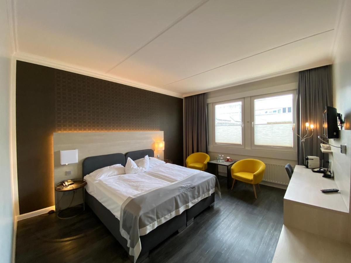 Neues Parkhotel Neumünster Exteriör bild