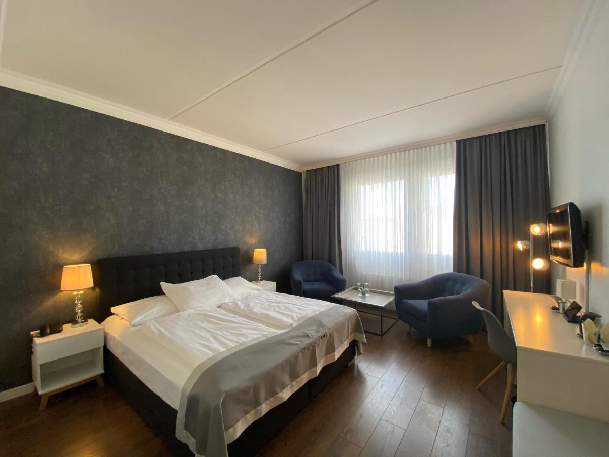Neues Parkhotel Neumünster Exteriör bild