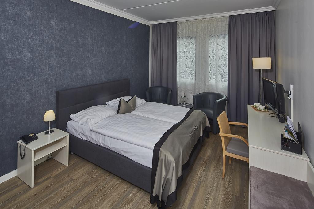 Neues Parkhotel Neumünster Exteriör bild